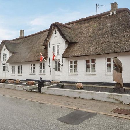 Stunning Home In Hojer With Wifi エクステリア 写真
